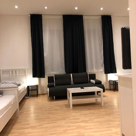 וורמס Monteurwohnung Im Zentrum מראה חיצוני תמונה